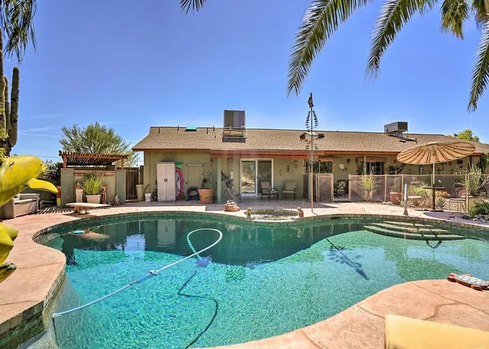 Apartment Unwind Poolside! Dreamy Desert Oasis In *