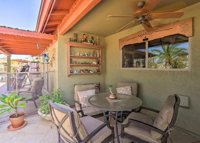 Unwind Poolside! Dreamy Desert Oasis In Apartment